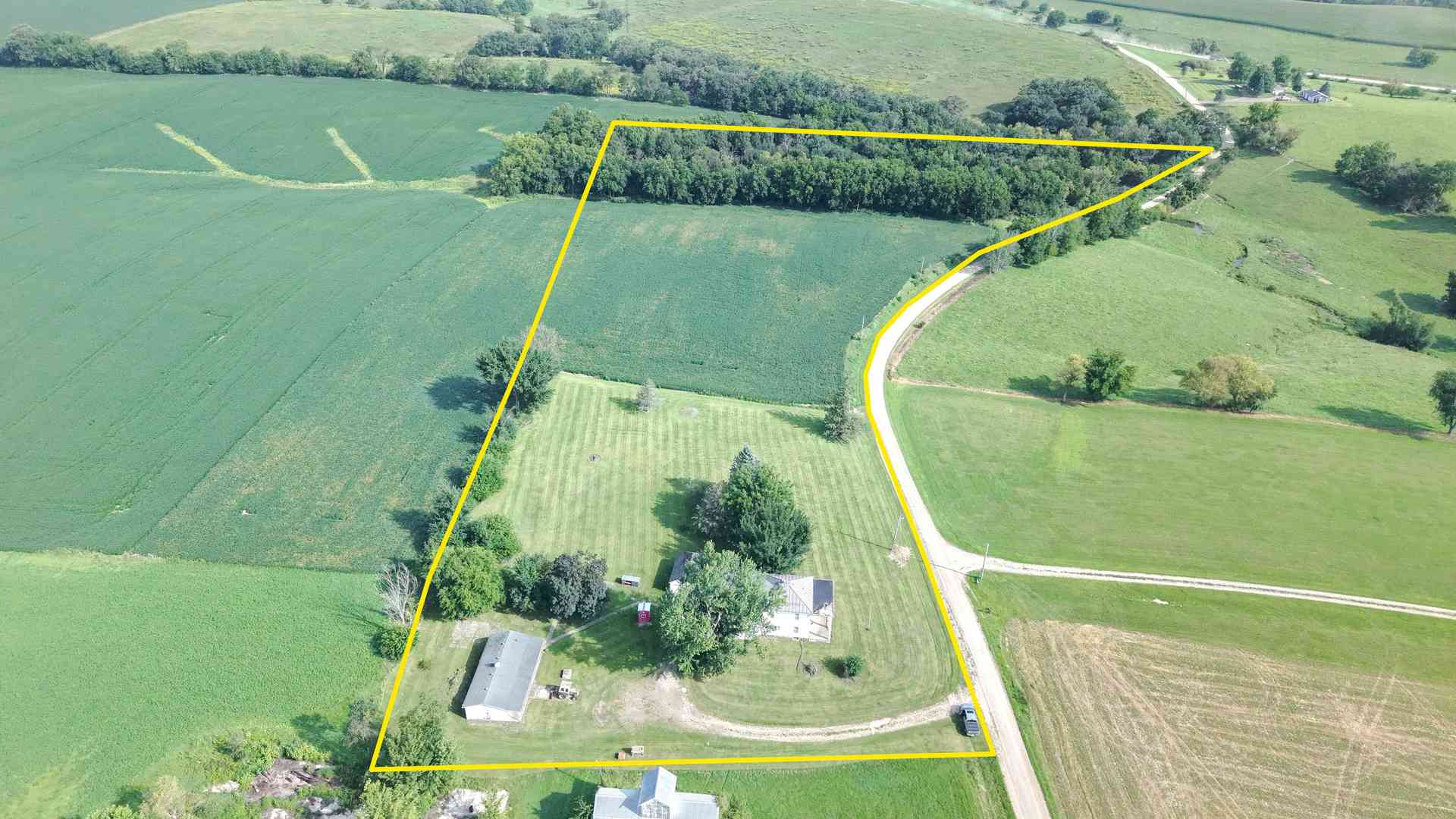 3114 S Rush Creek Road Property Photo 4