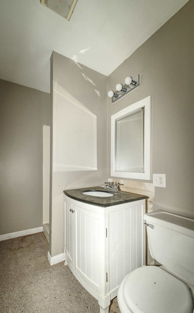 3114 S Rush Creek Road Property Photo 8