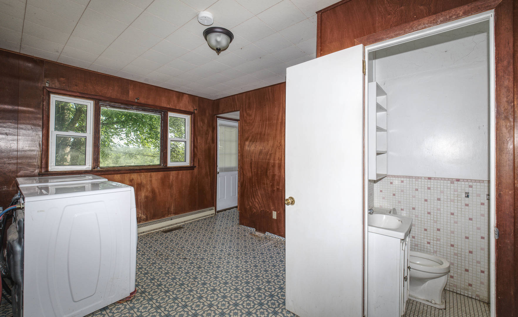 3114 S Rush Creek Road Property Photo 13