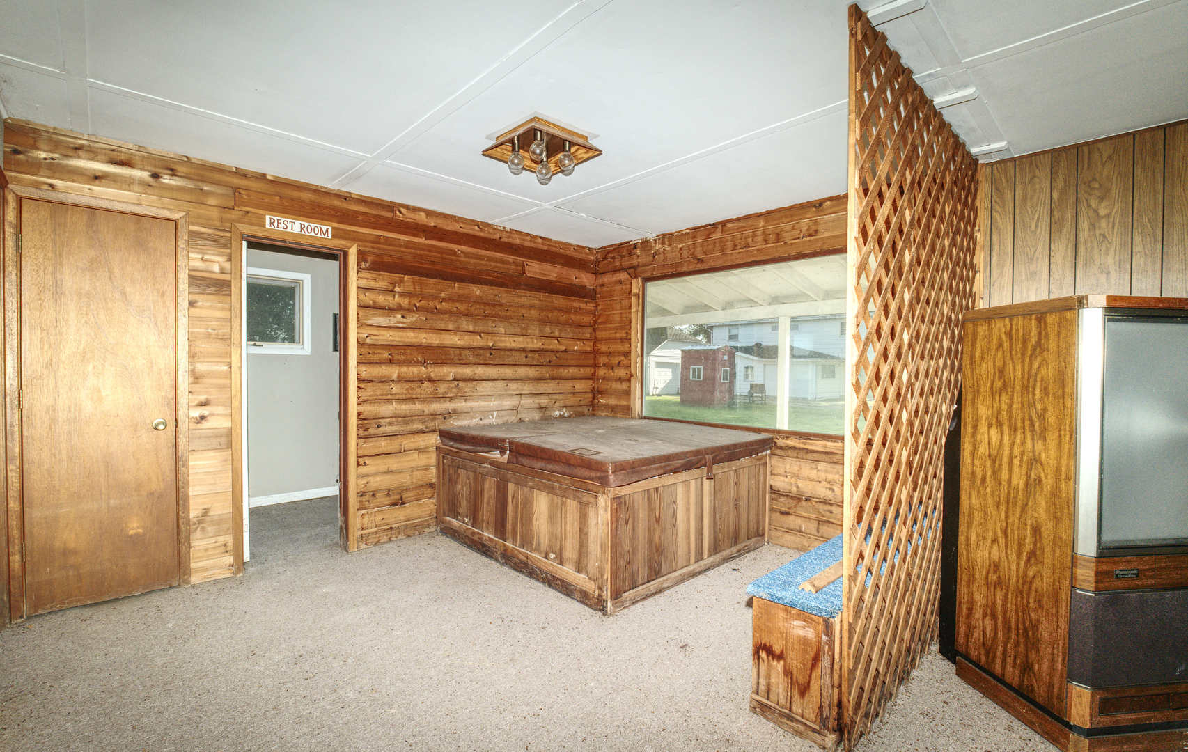 3114 S Rush Creek Road Property Photo 20
