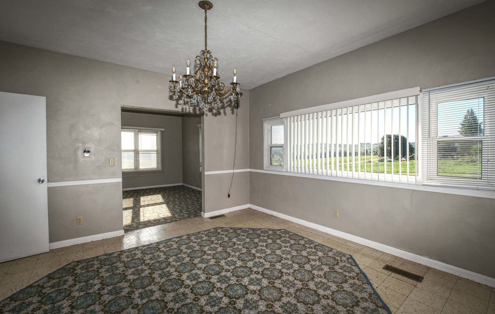 3114 S Rush Creek Road Property Photo 29