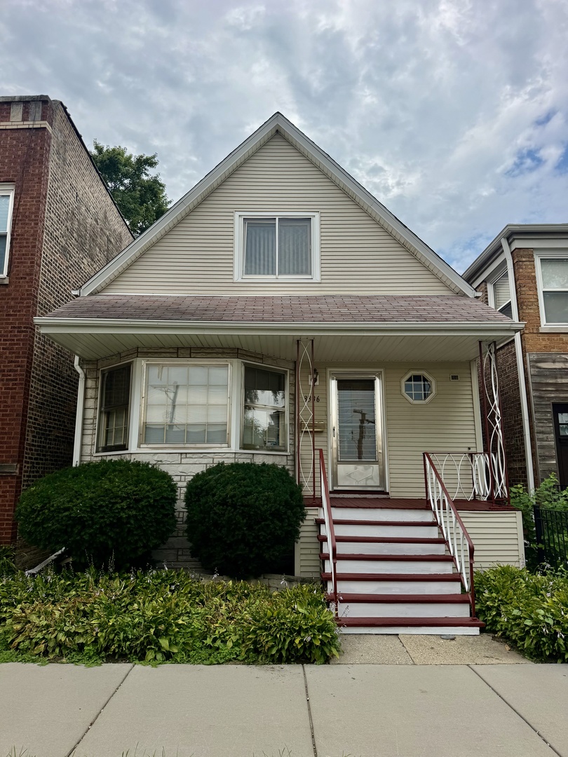 3336 N Karlov Avenue Property Photo 1