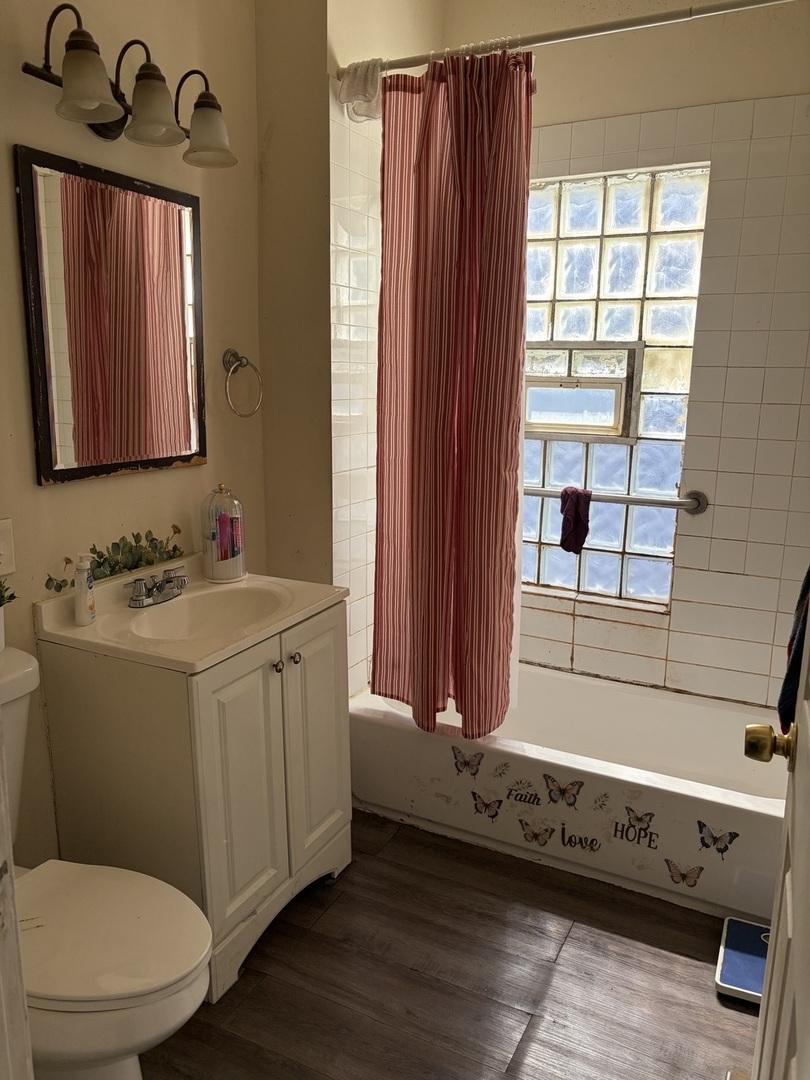 12742558 Property Photo 8