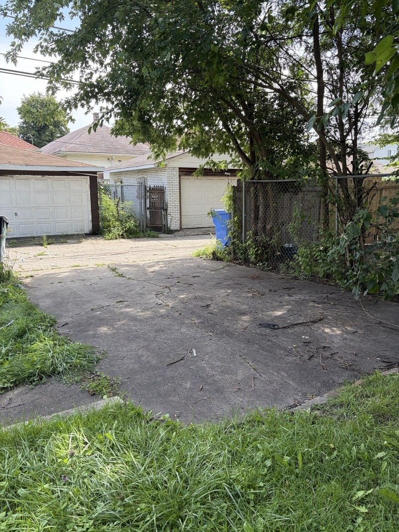 12742558 Property Photo 10