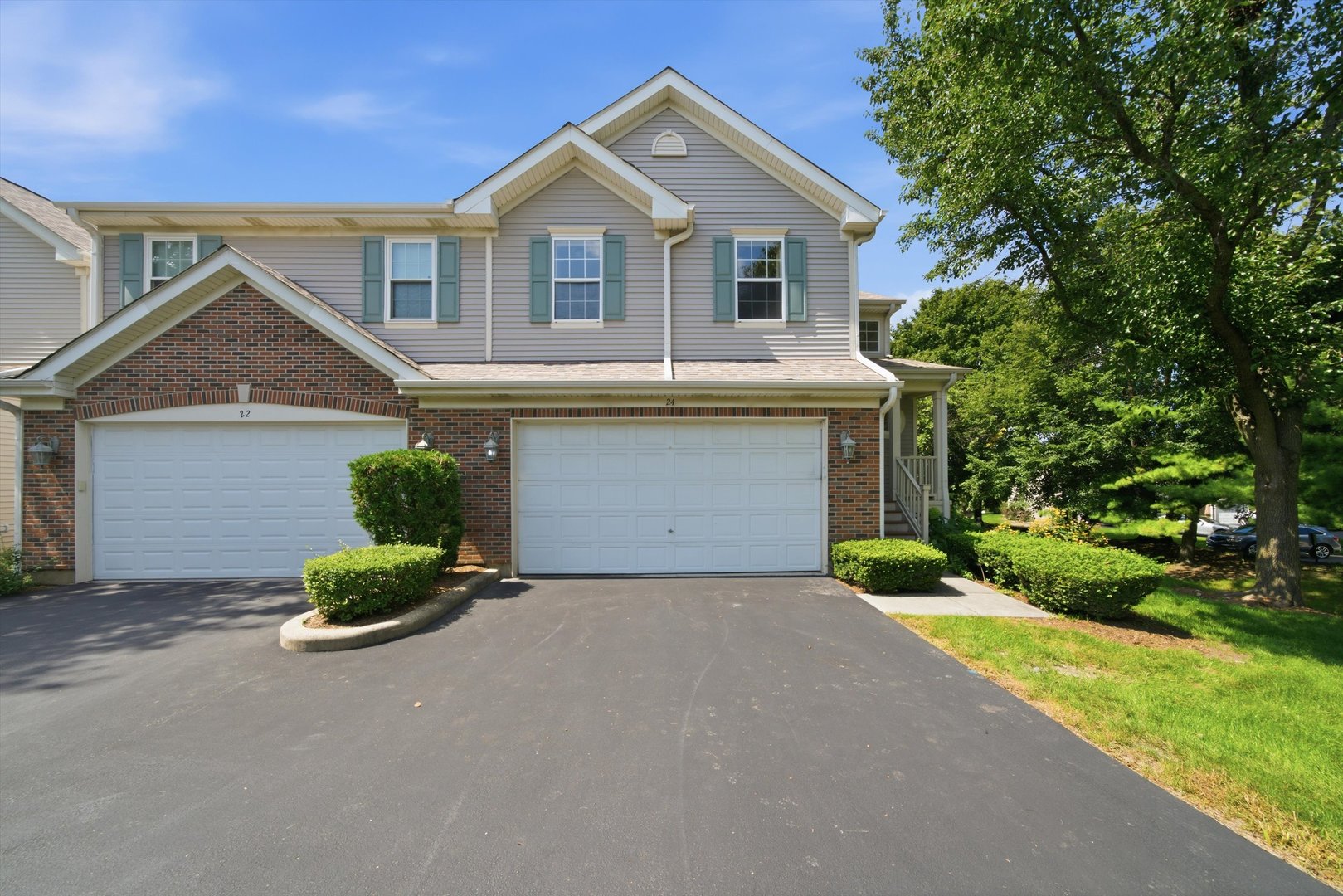 24 Stonegate Lane Property Photo 1