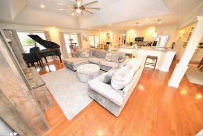 2600 Windcrest Drive Property Photo 4