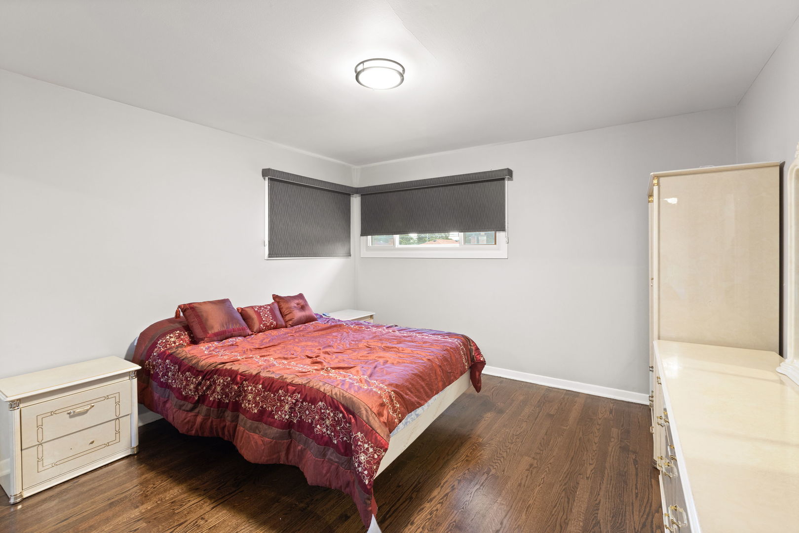 4639 Howard Street Property Photo 10
