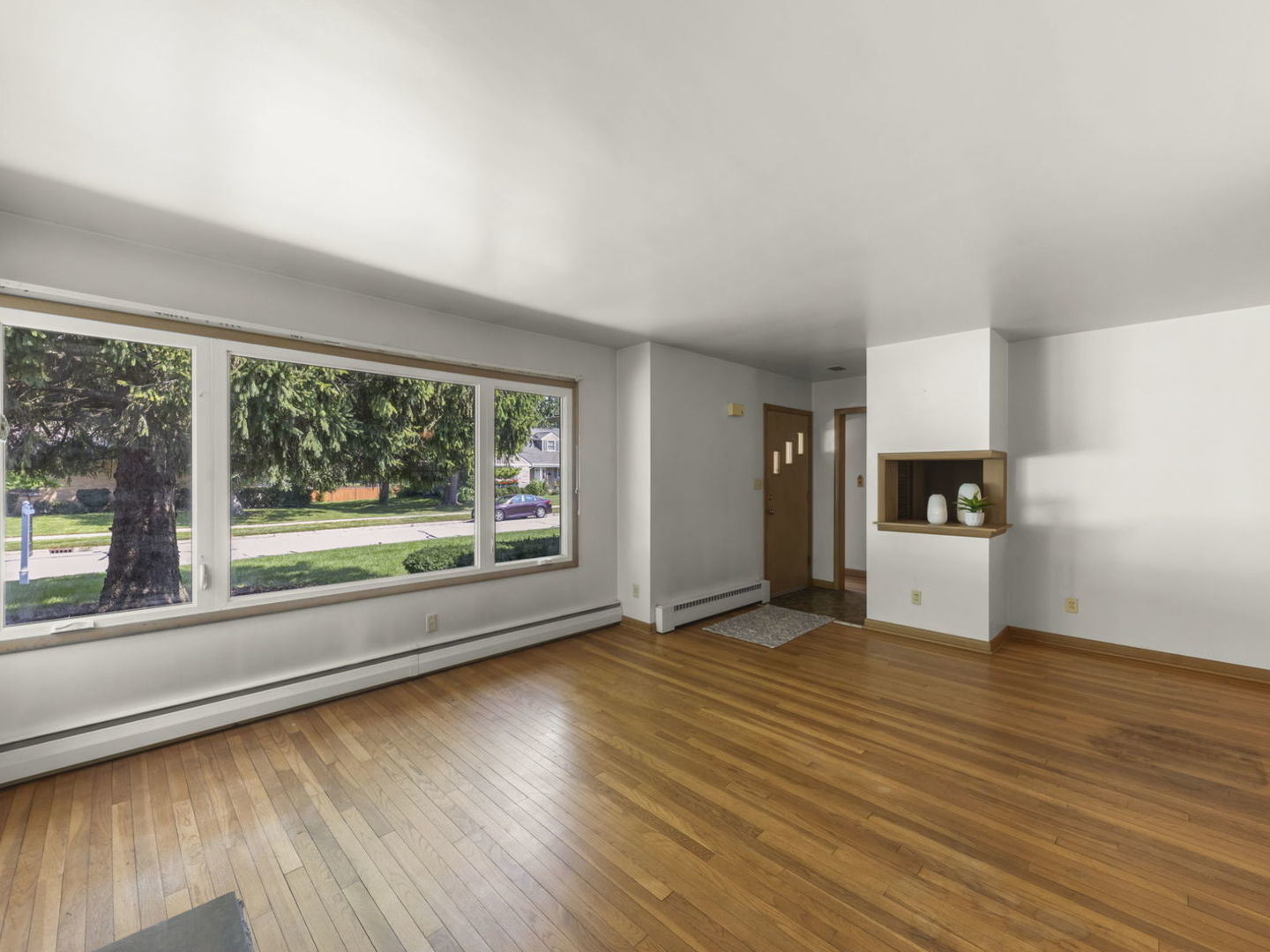 640 North Avenue Property Photo 6