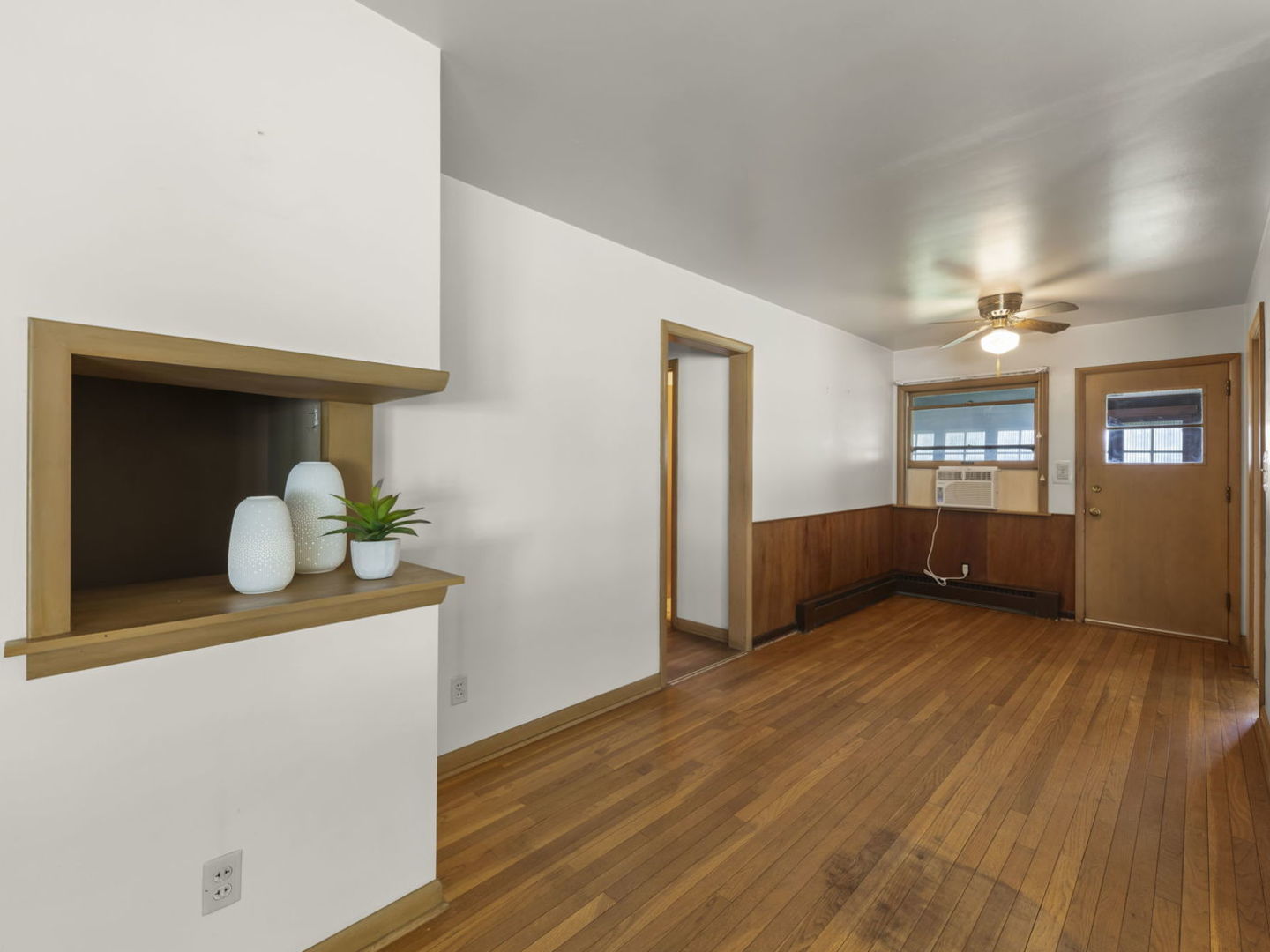 640 North Avenue Property Photo 7