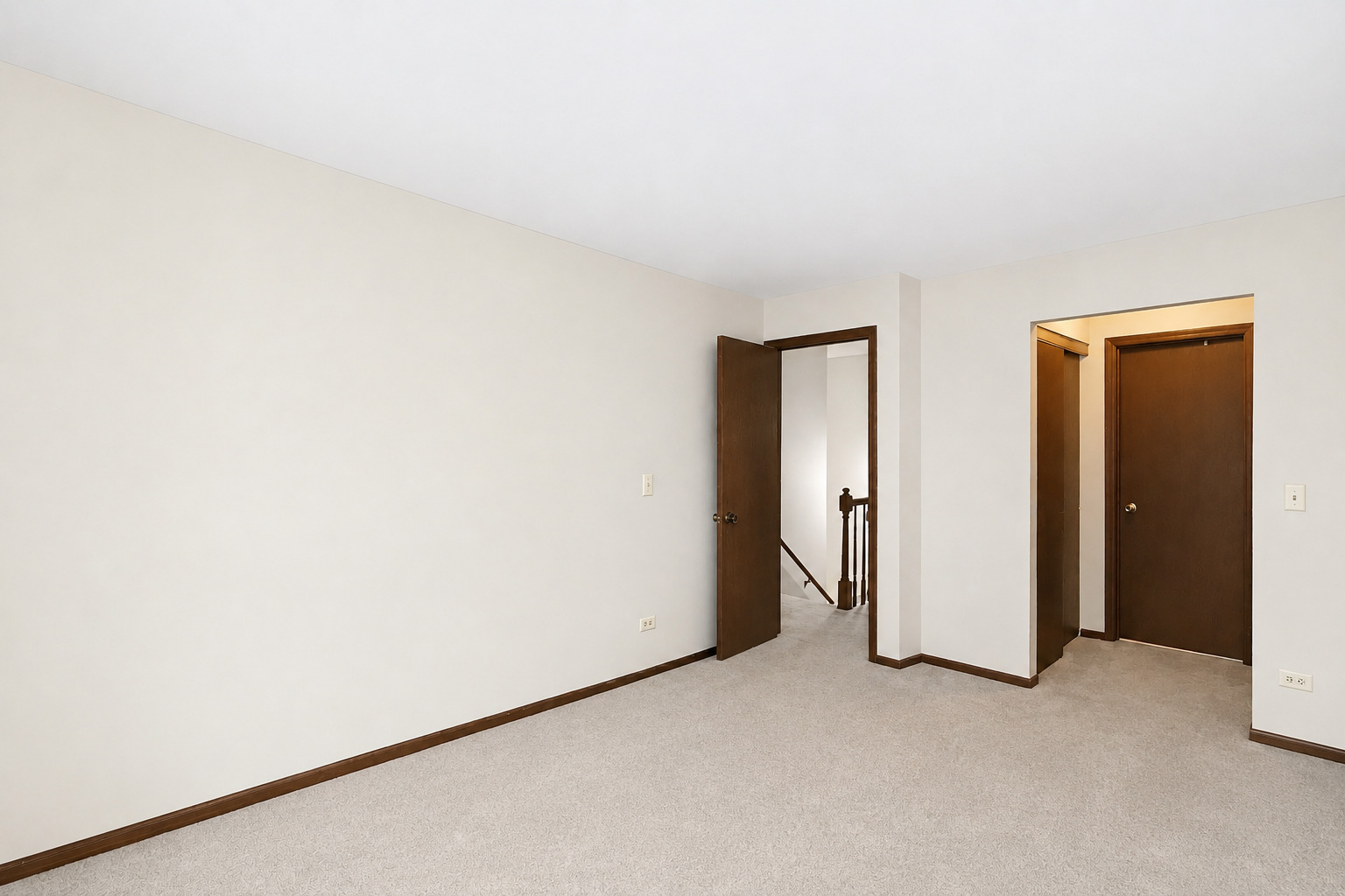 107 S Elroy Avenue Property Photo 15