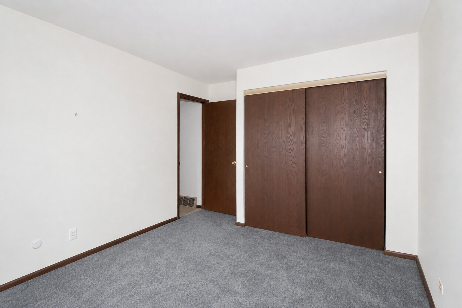 107 S Elroy Avenue Property Photo 21