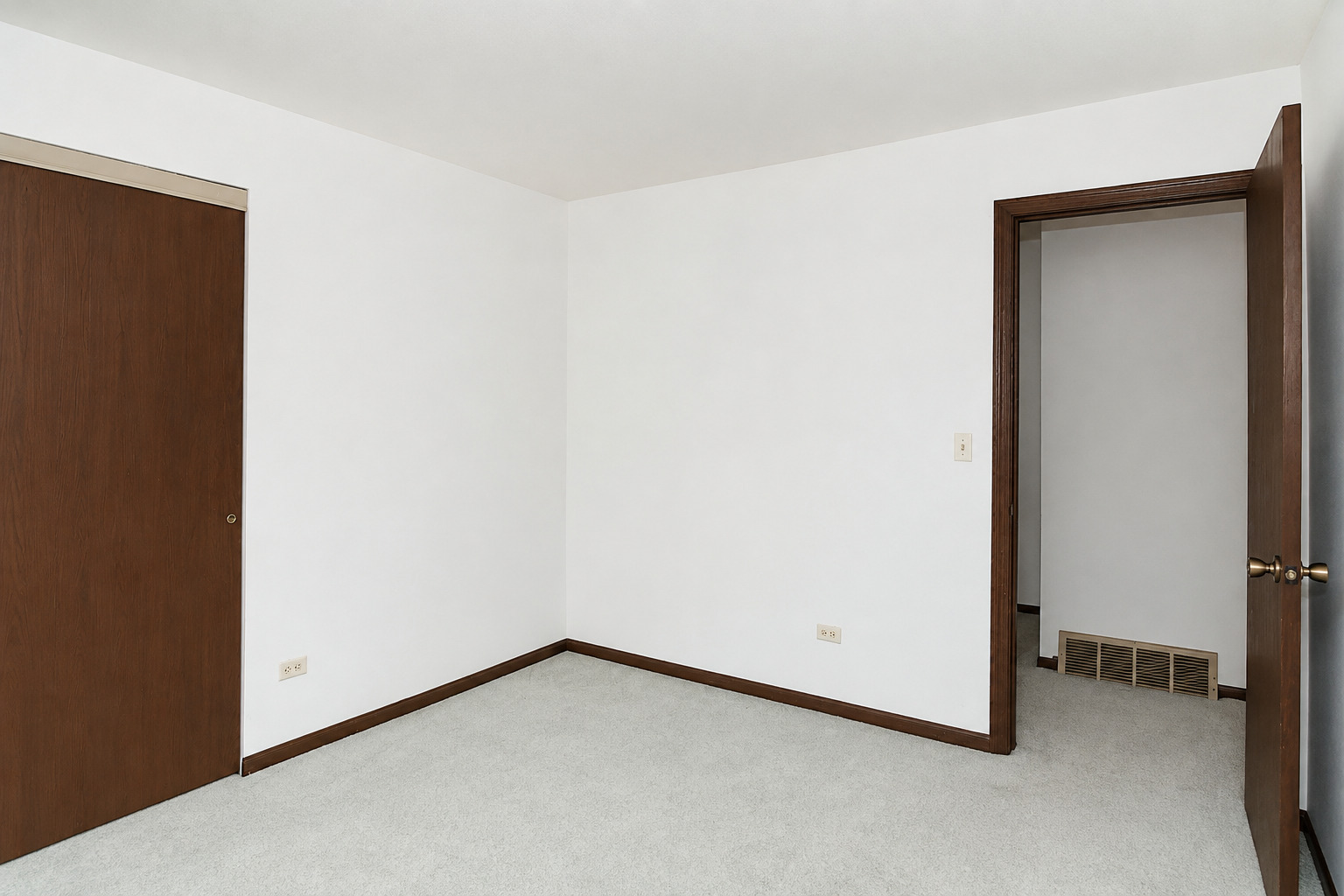107 S Elroy Avenue Property Photo 23