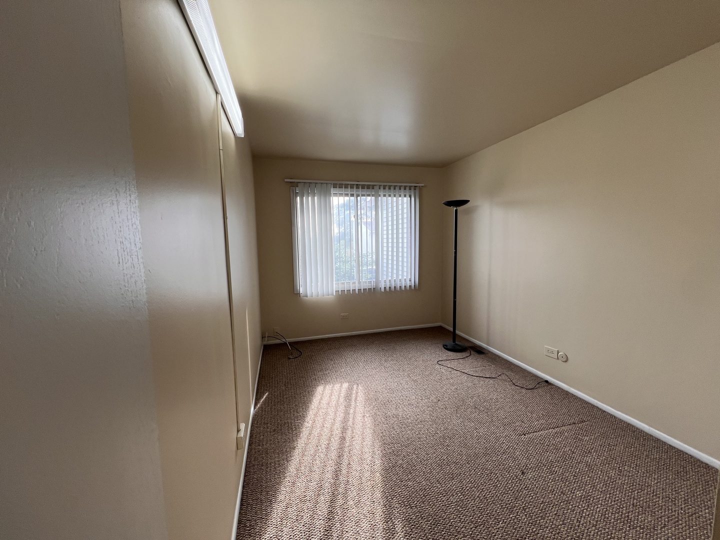 951 Wilshire Court 14-4 Property Photo 9
