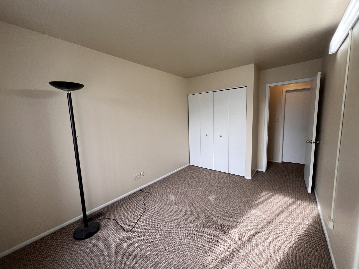 951 Wilshire Court 14-4 Property Photo 10