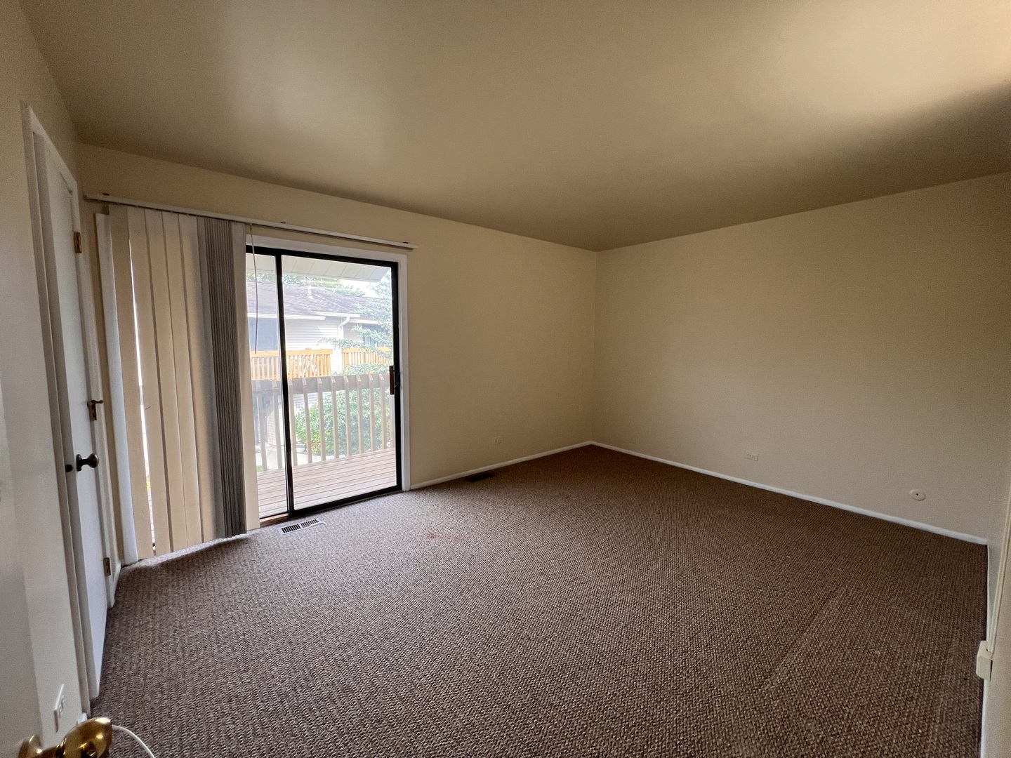 951 Wilshire Court 14-4 Property Photo 11