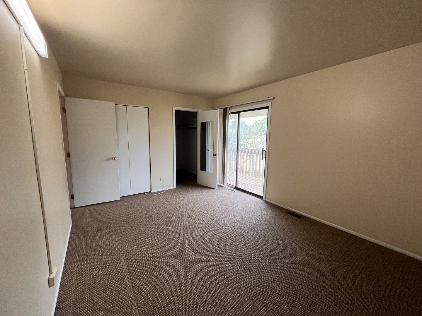951 Wilshire Court 14-4 Property Photo 12