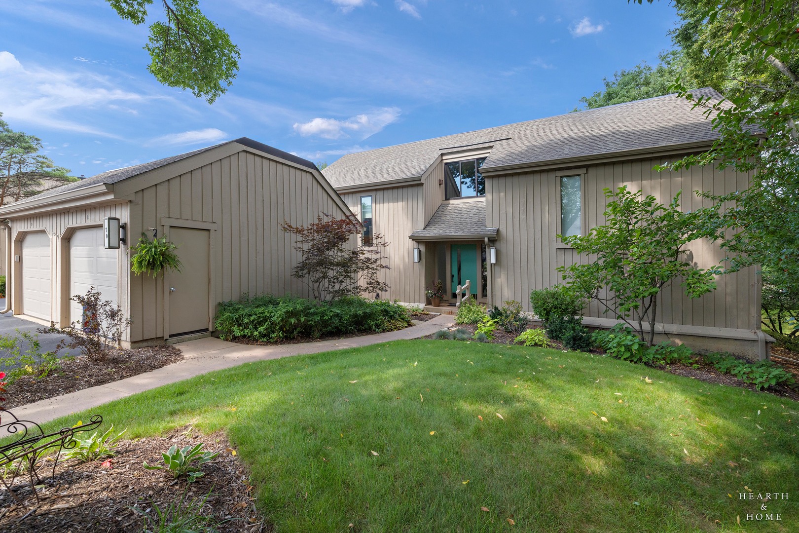 70 Cedar Ridge C Property Photo 1
