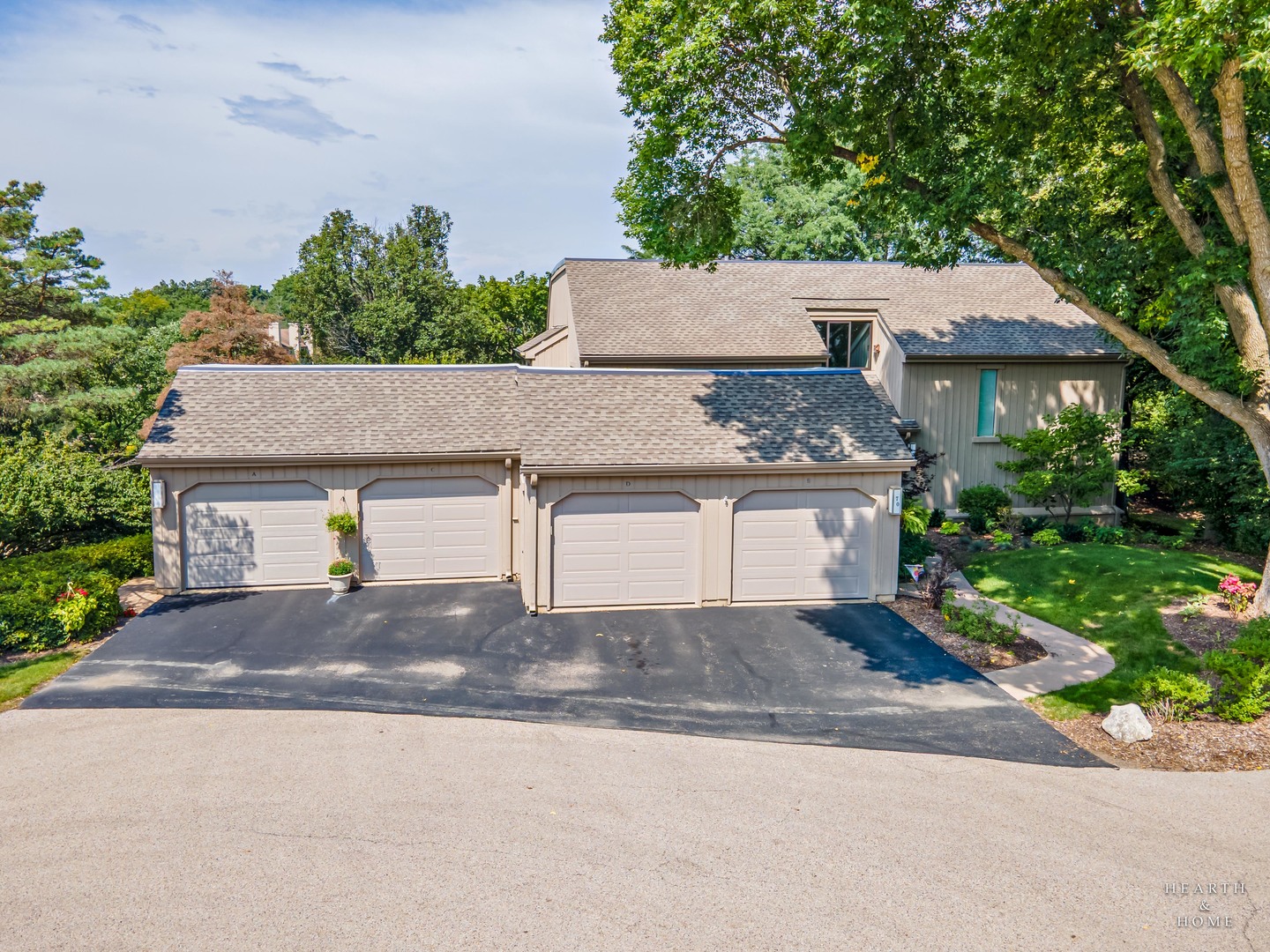 70 Cedar Ridge C Property Photo 46