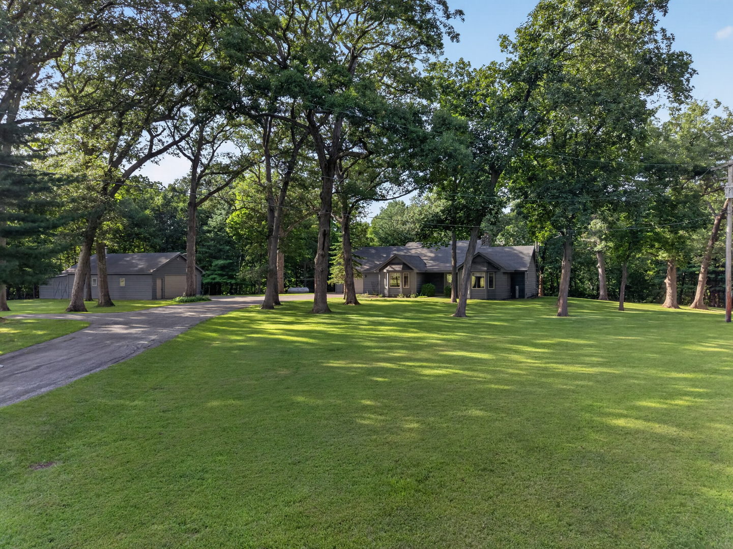 2945 W Southmor Road Property Photo 4