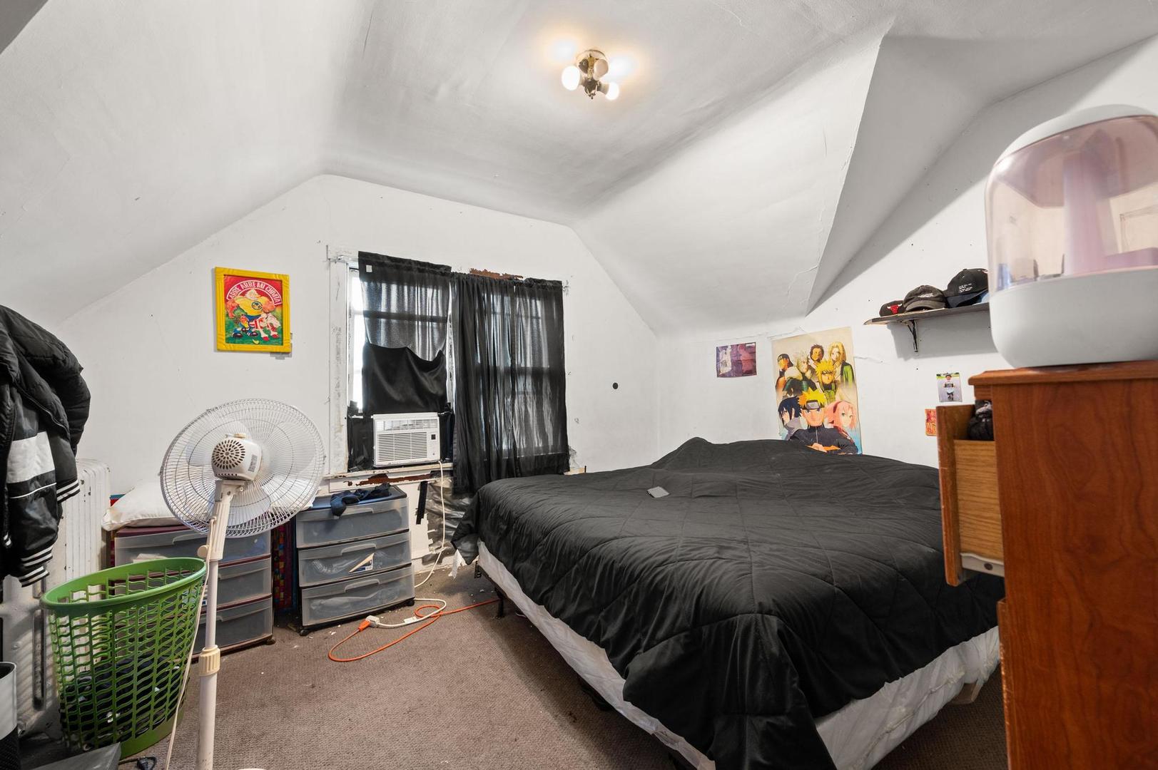 5630 S Albany Avenue Property Photo 12