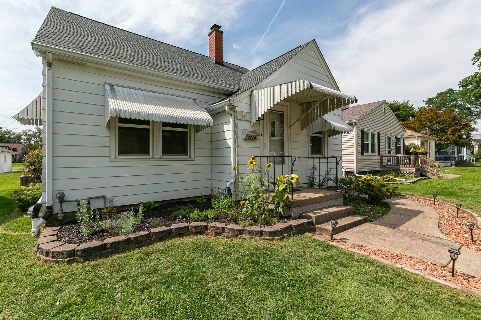 2026 46th Street Property Photo 2