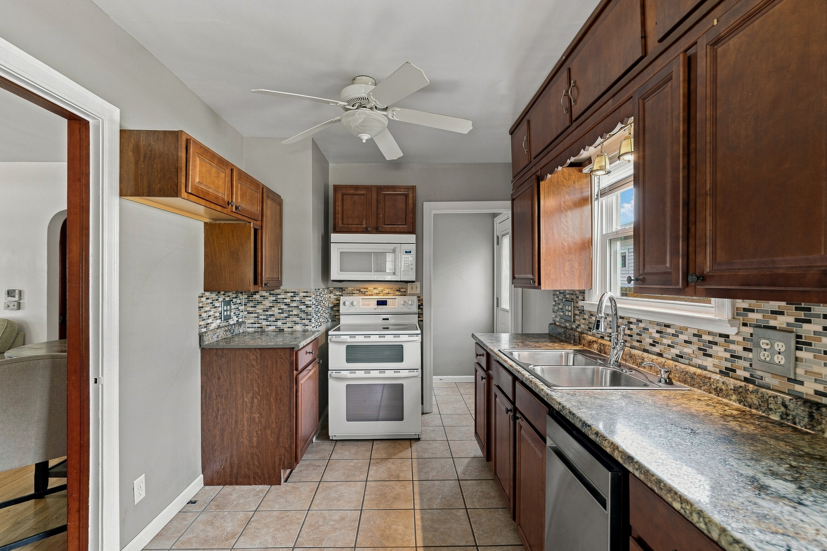 2026 46th Street Property Photo 10