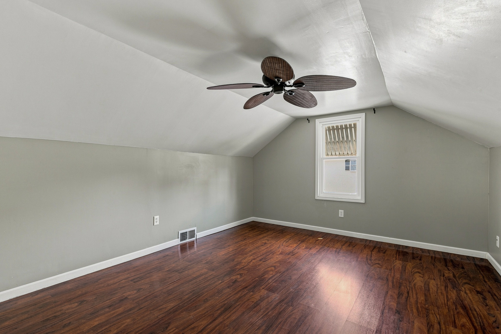 2026 46th Street Property Photo 24