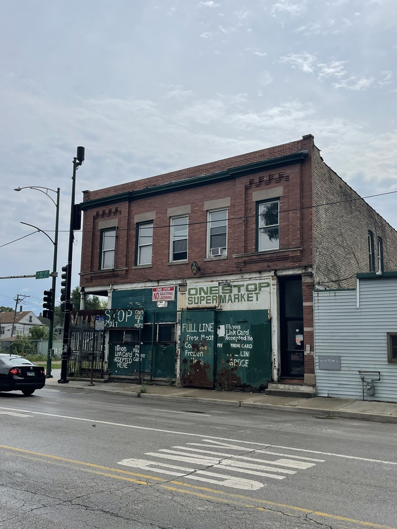 1801 W 51st Street Property Photo 1