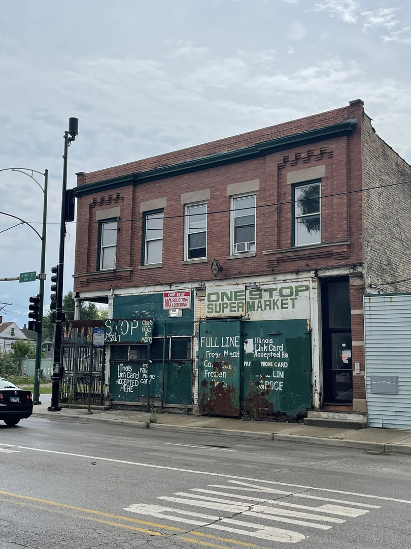 1801 W 51st Street Property Photo 2