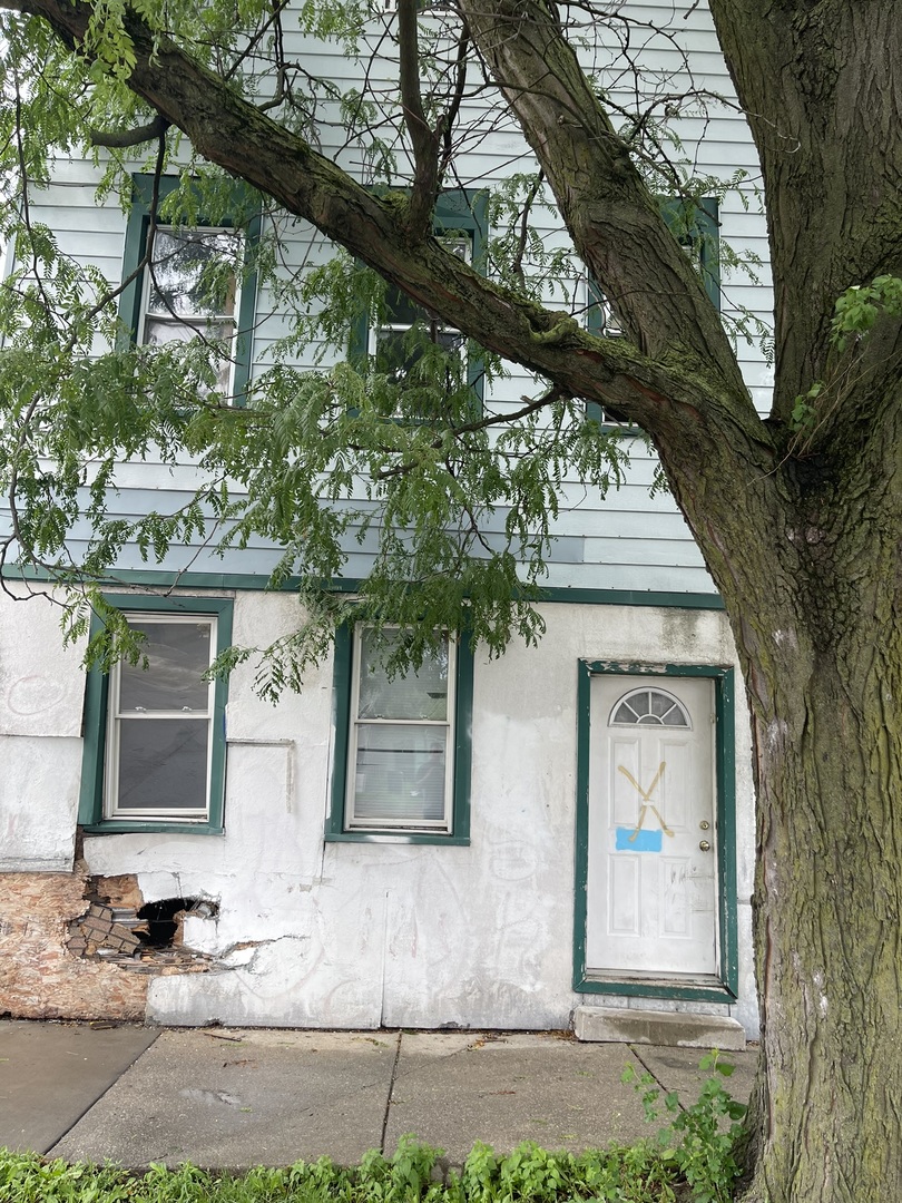 1801 W 51st Street Property Photo 6