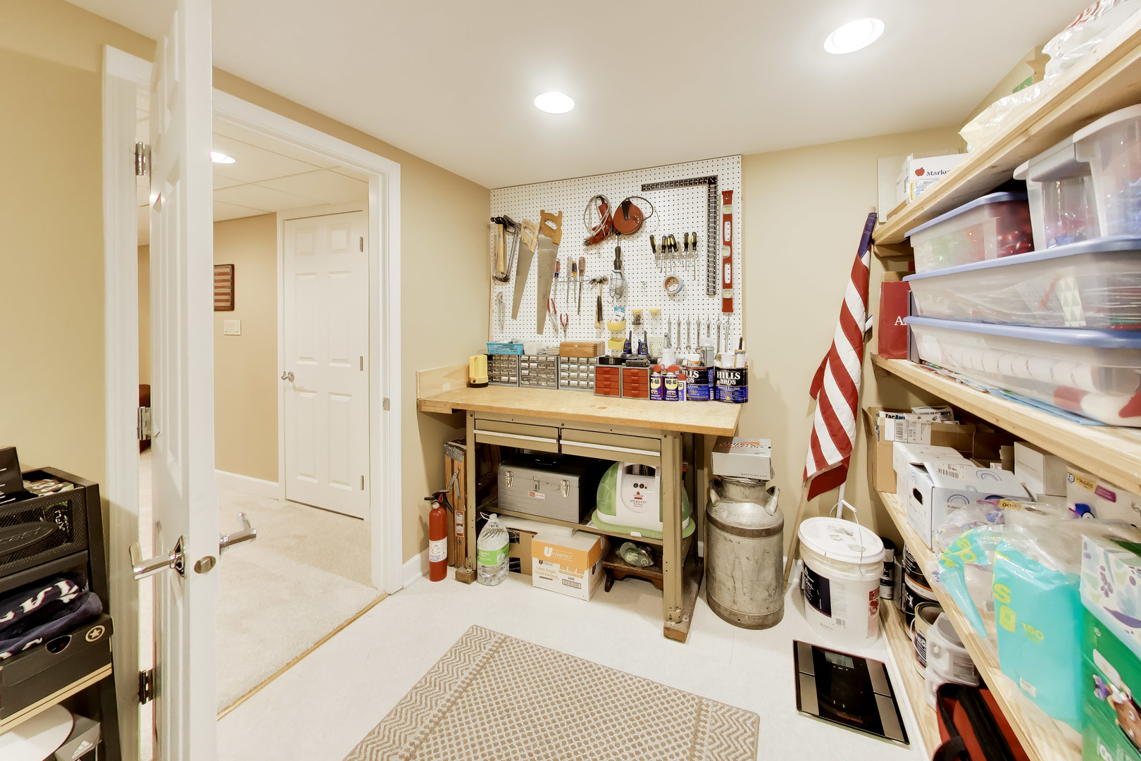 338 S Gibbons Avenue Property Photo 45