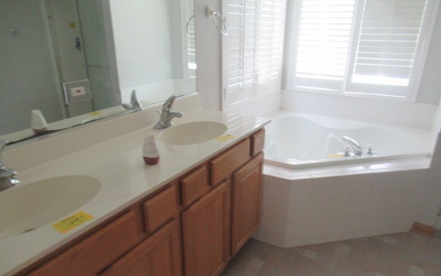 242 Berkshire Lane Property Photo 12