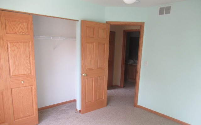 242 Berkshire Lane Property Photo 15