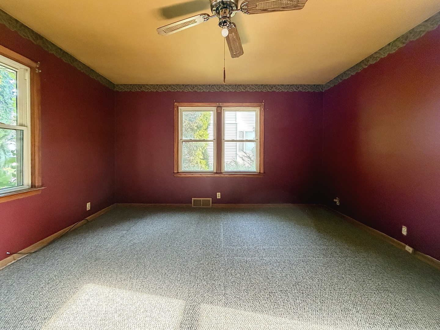 223 Ruth Place Property Photo 10