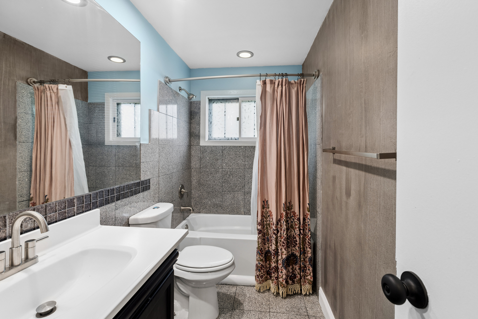 173 Plainview Drive Property Photo 9