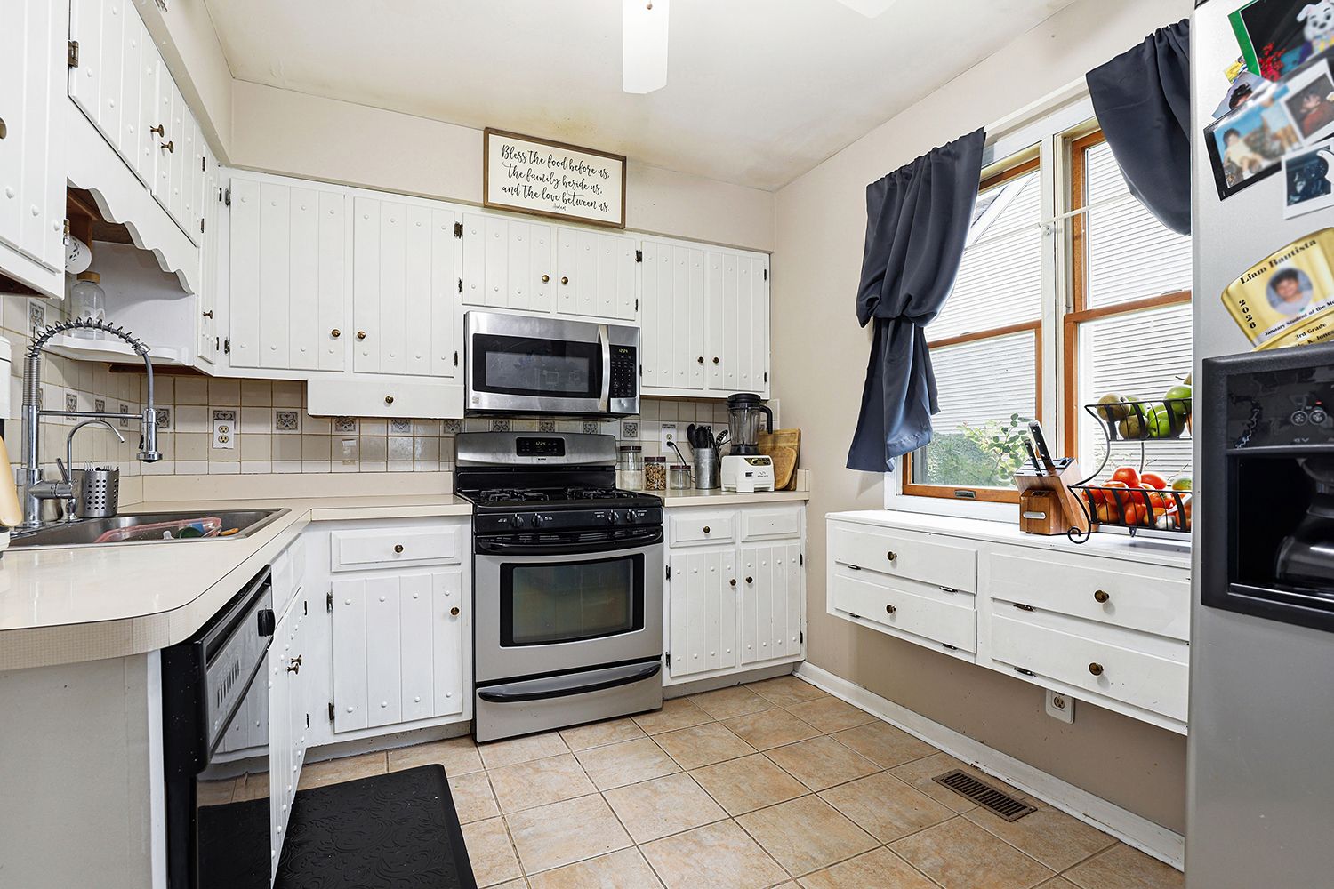 1304 Norley Avenue Property Photo 6