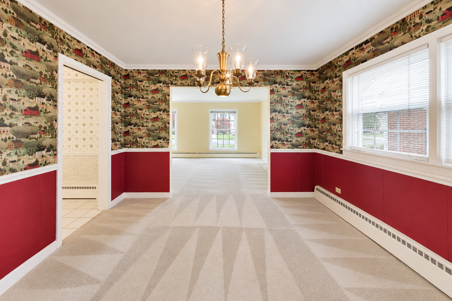 412 S Banbury Road Property Photo 10