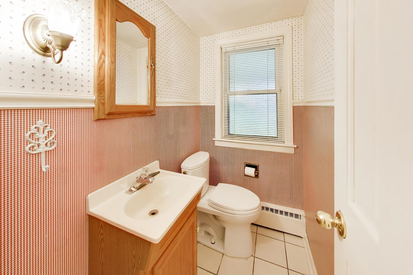 412 S Banbury Road Property Photo 14