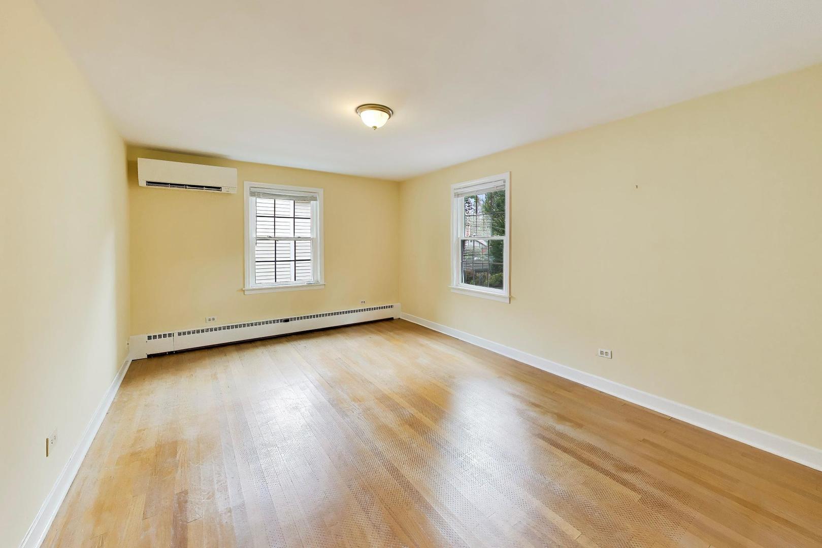 412 S Banbury Road Property Photo 23
