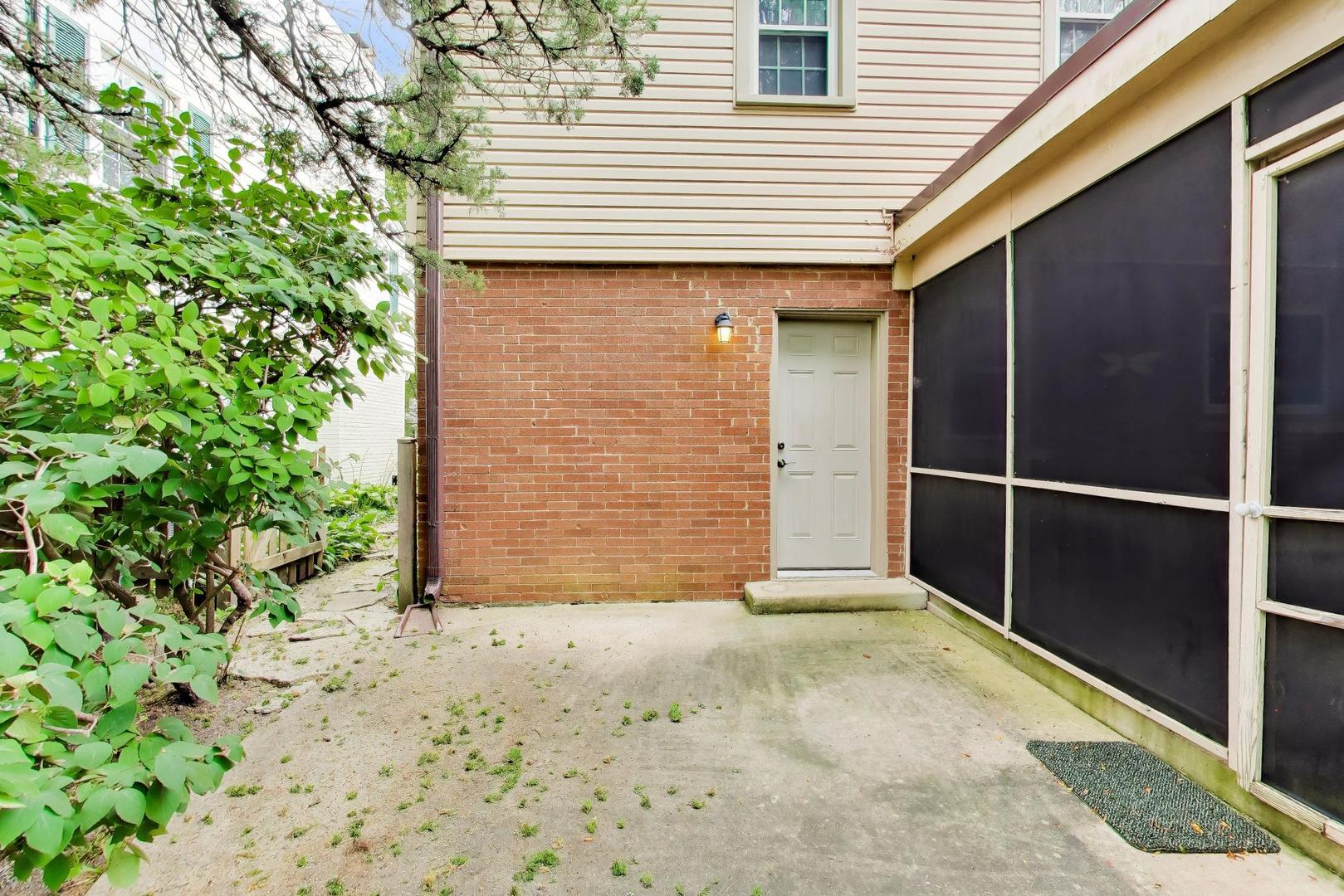 412 S Banbury Road Property Photo 39