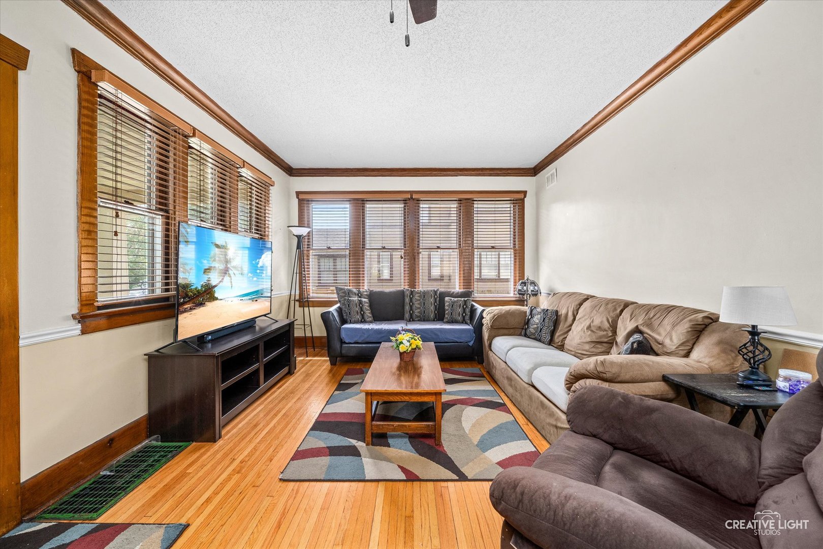 450 Arlington Avenue Property Photo 4
