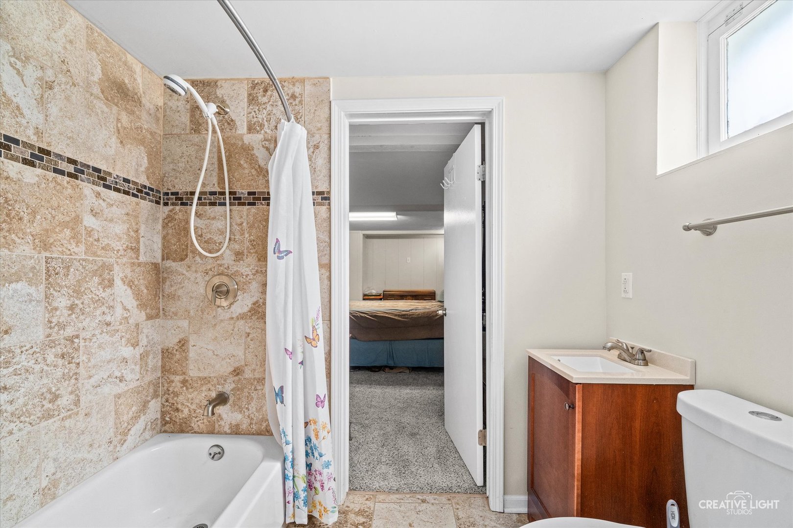 450 Arlington Avenue Property Photo 15