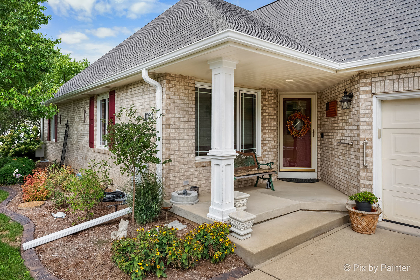 1093 First Street Property Photo 2