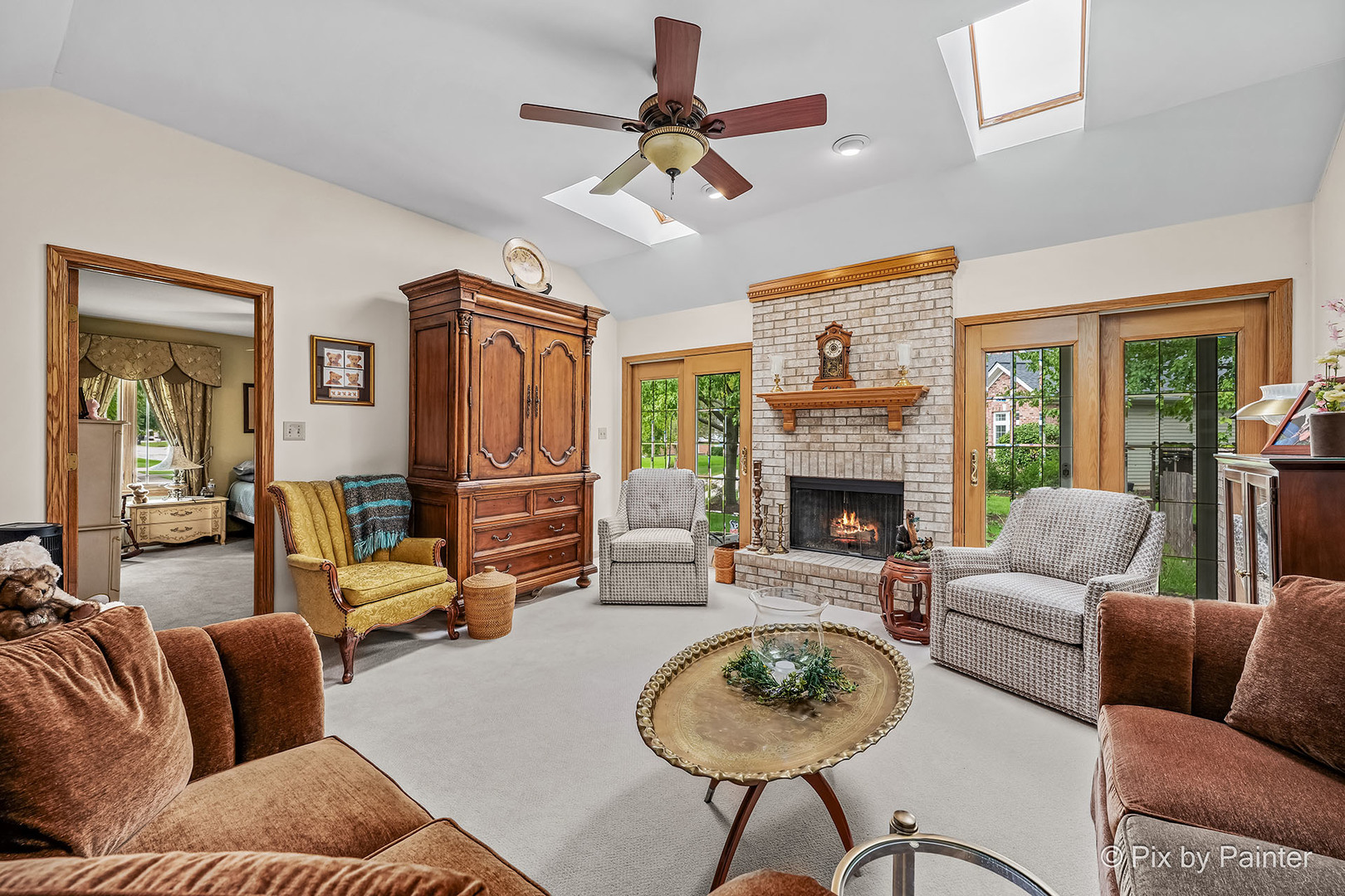 1093 First Street Property Photo 5