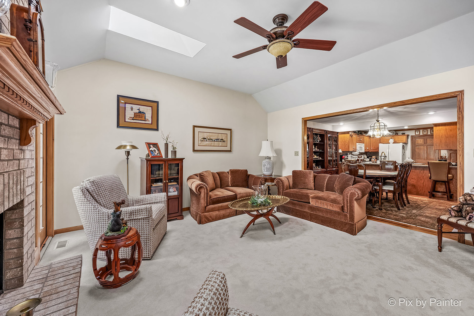 1093 First Street Property Photo 6