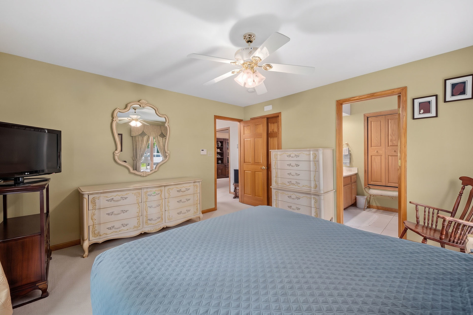 1093 First Street Property Photo 18