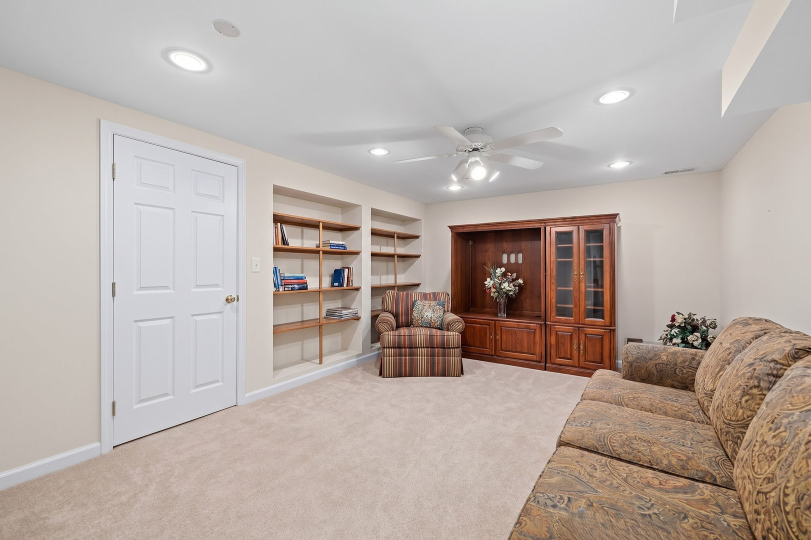 1093 First Street Property Photo 24