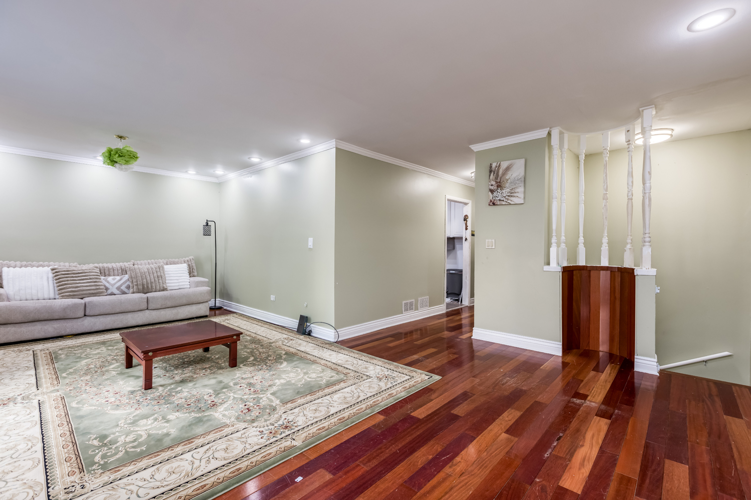 6126 N Francisco Avenue 1 Property Photo 2