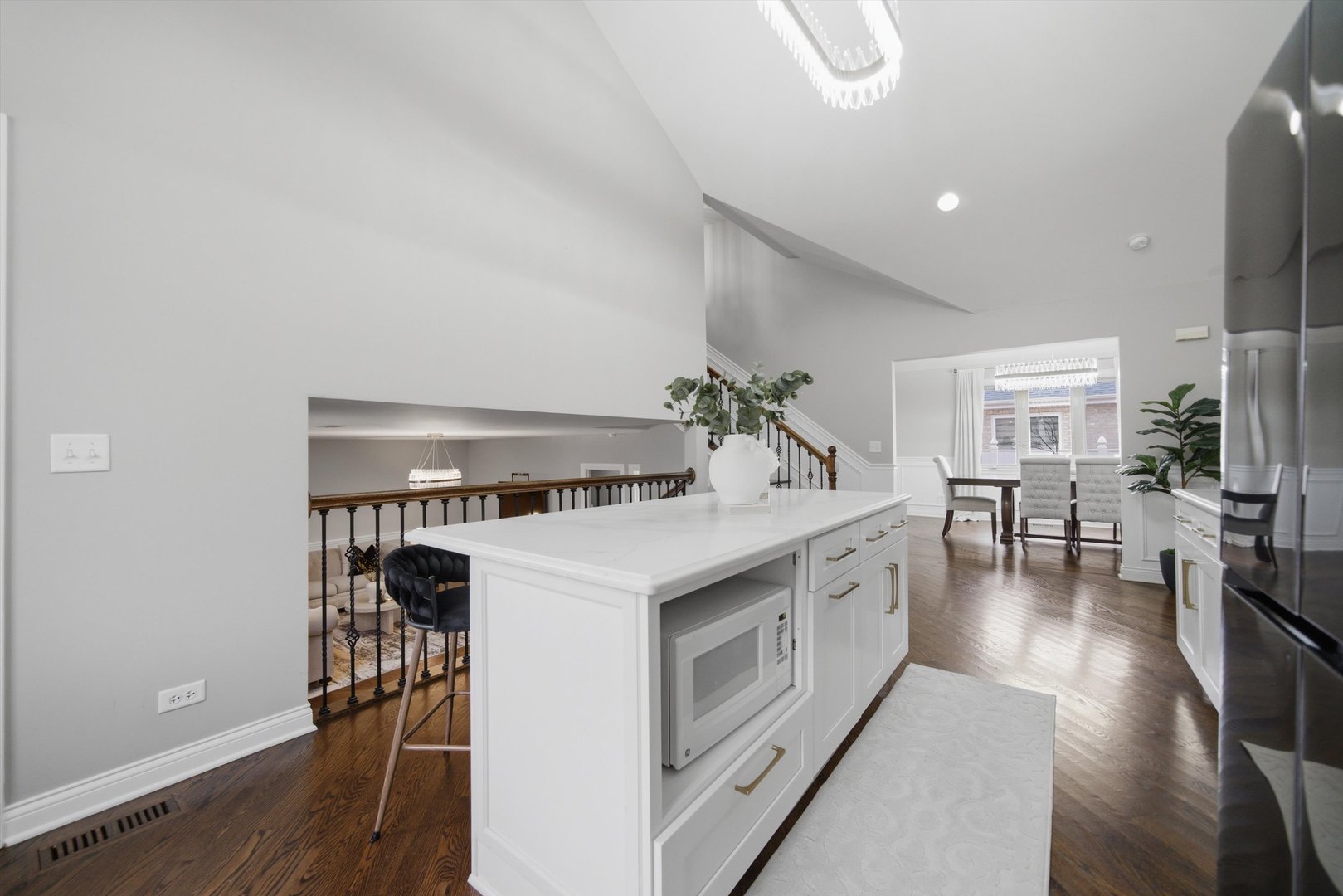 8402 S Thomas Avenue Property Photo 15