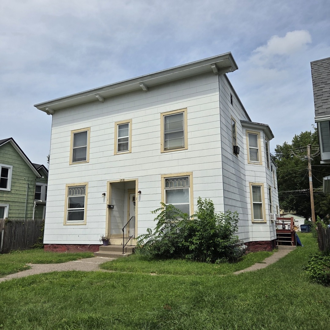 1712 W 7th Street Property Photo 2